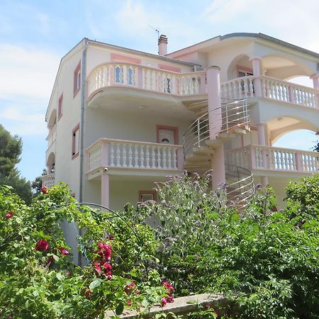 Gardenia Apartments Pakoštane Zewnętrze zdjęcie