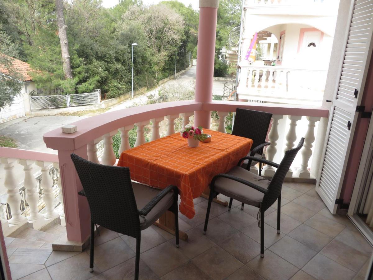 Gardenia Apartments Pakoštane Zewnętrze zdjęcie
