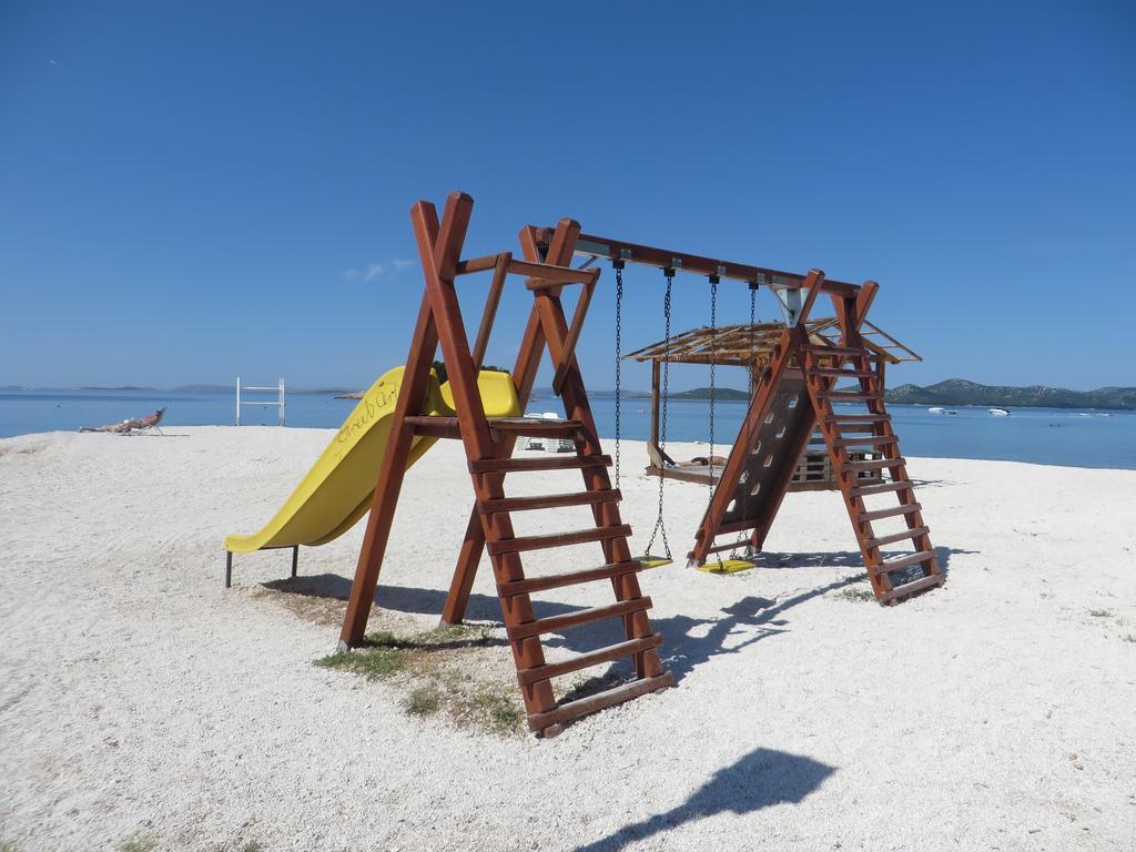 Gardenia Apartments Pakoštane Zewnętrze zdjęcie