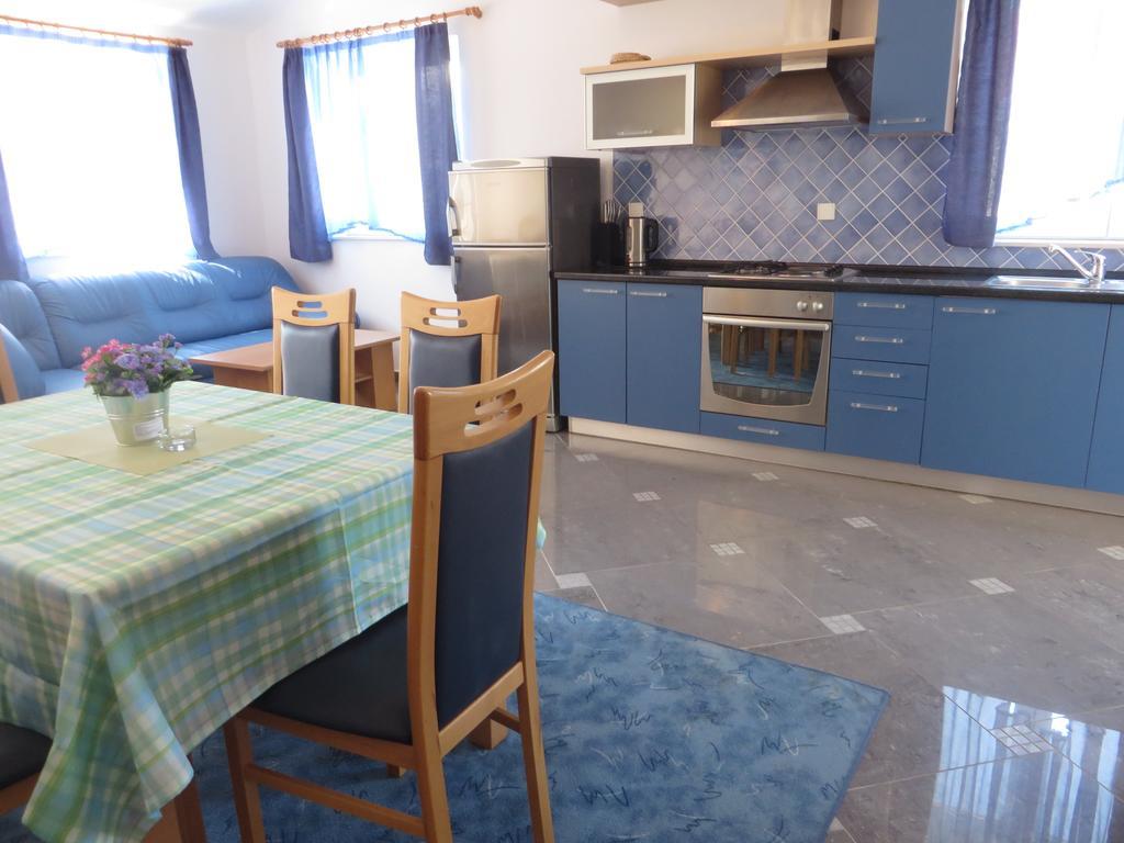 Gardenia Apartments Pakoštane Zewnętrze zdjęcie