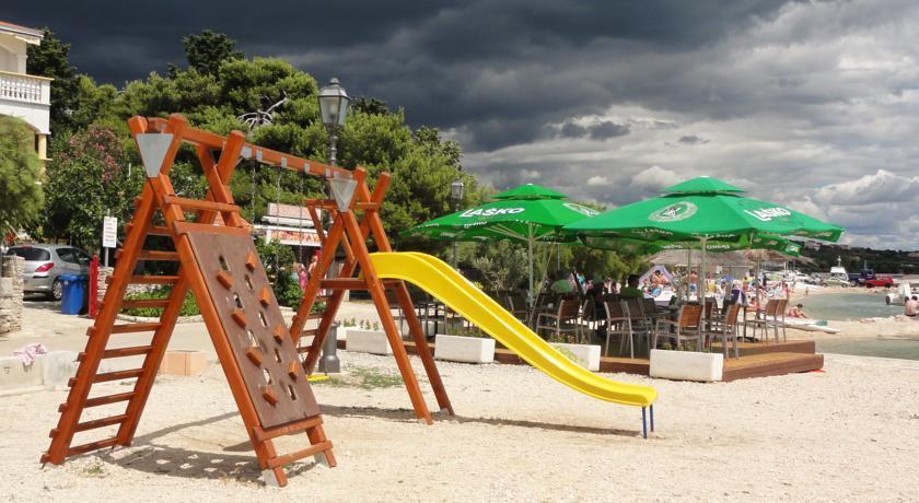 Gardenia Apartments Pakoštane Zewnętrze zdjęcie