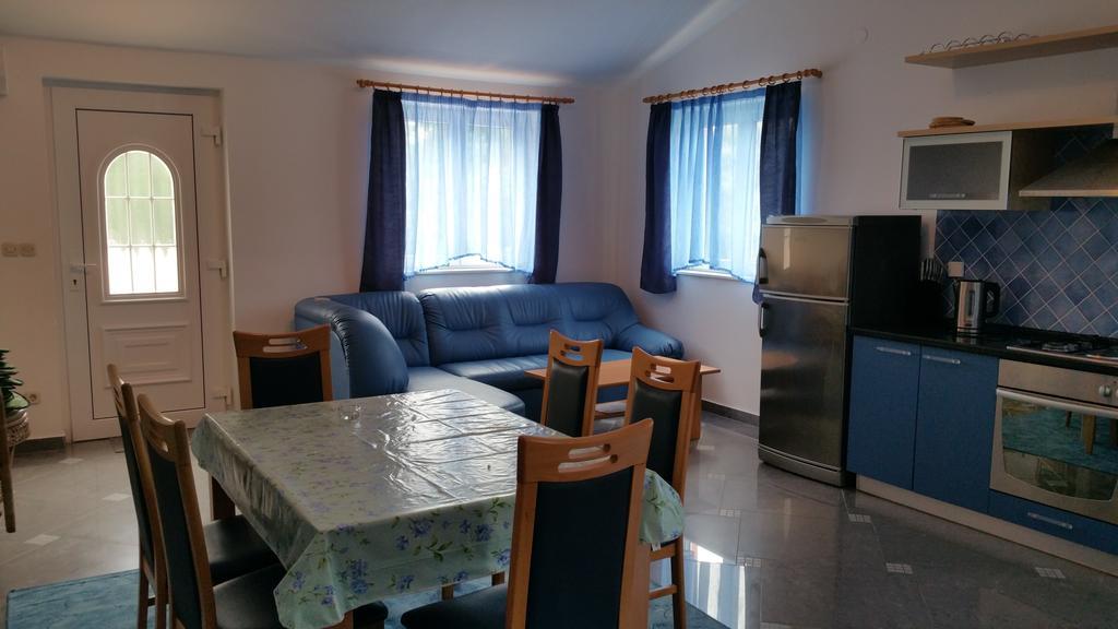 Gardenia Apartments Pakoštane Zewnętrze zdjęcie